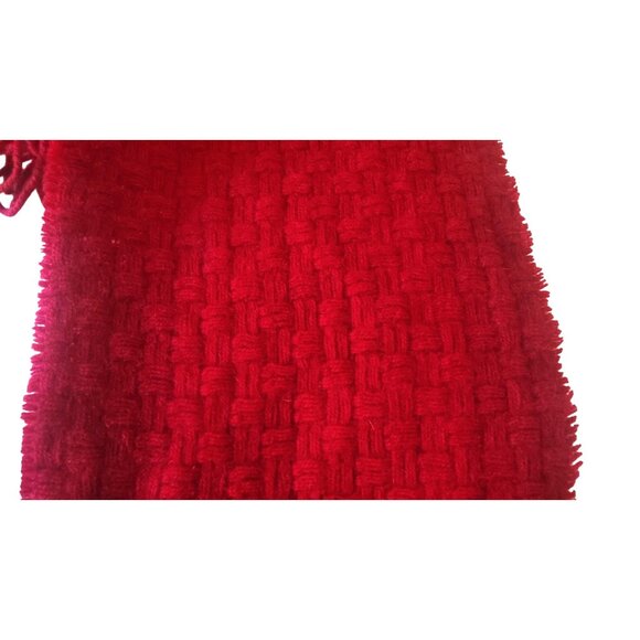 Amicale 100% Cashmere Red Woven Scarf With Fringe Ends 66x10 Inches - Picture 8 of 10